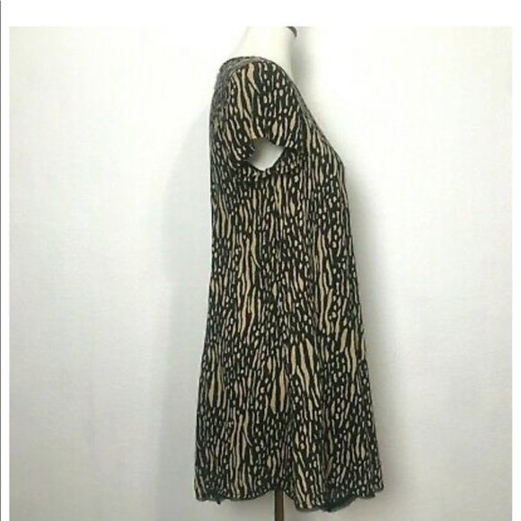 ๐4 for $20๐ UO Silence +Noise The witchy TShirt Dress size XS - Picture 4 of 10